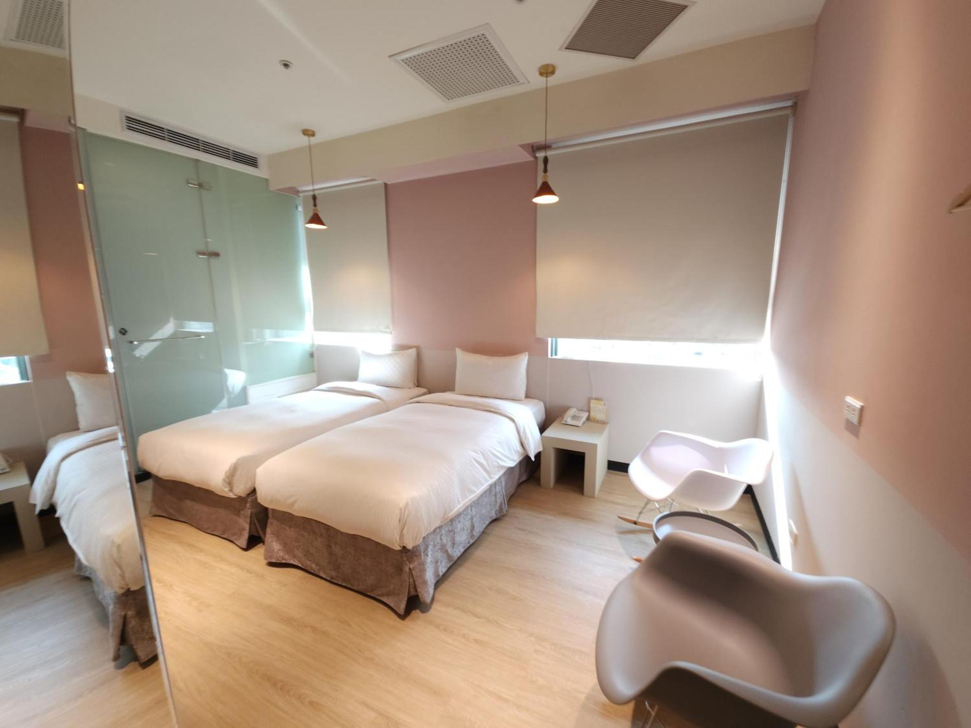Merryday Hotel Banqiao Taipei Exterior photo