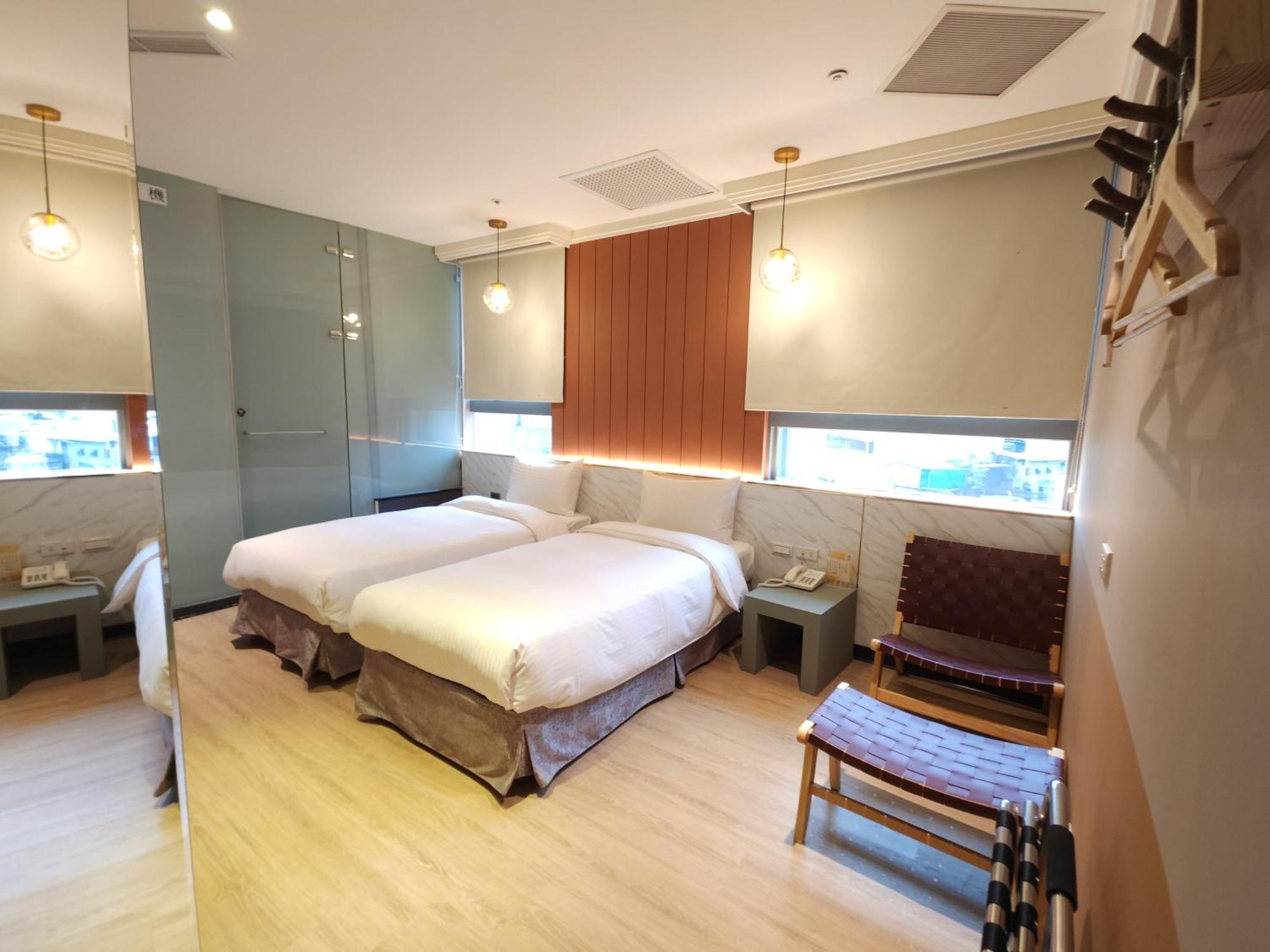 Merryday Hotel Banqiao Taipei Exterior photo