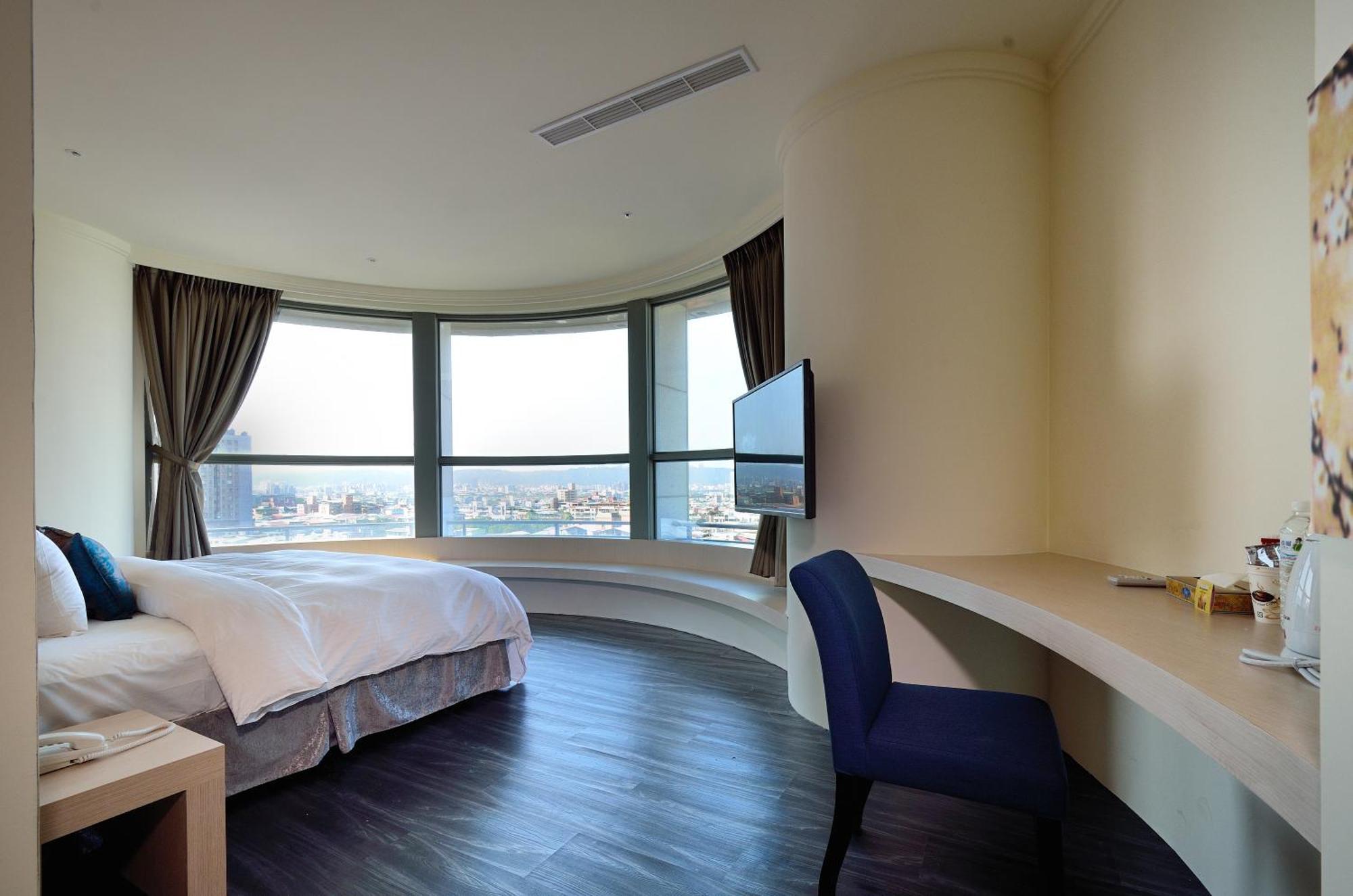 Merryday Hotel Banqiao Taipei Room photo