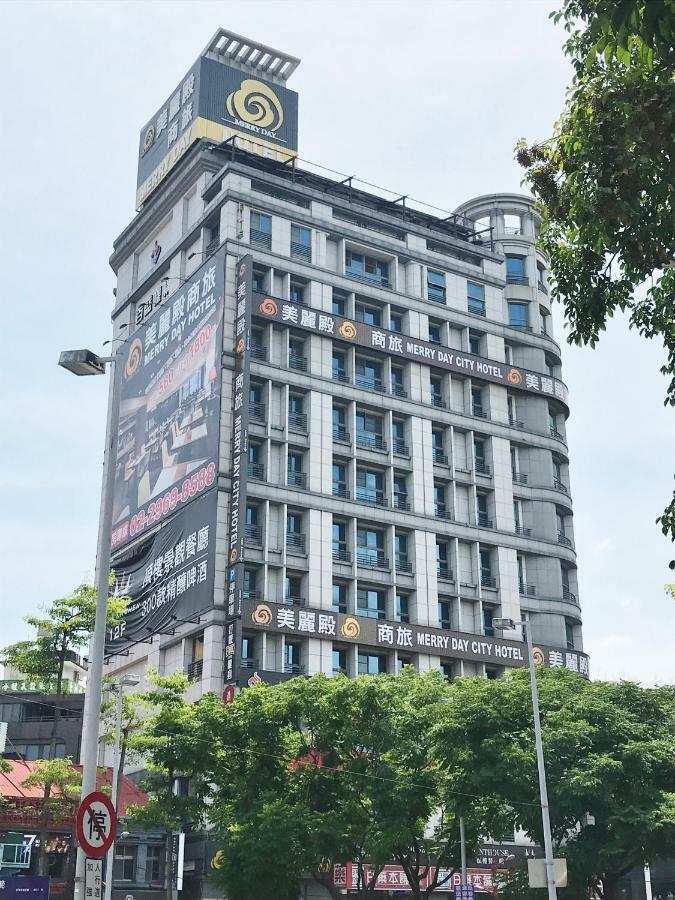 Merryday Hotel Banqiao Taipei Exterior photo